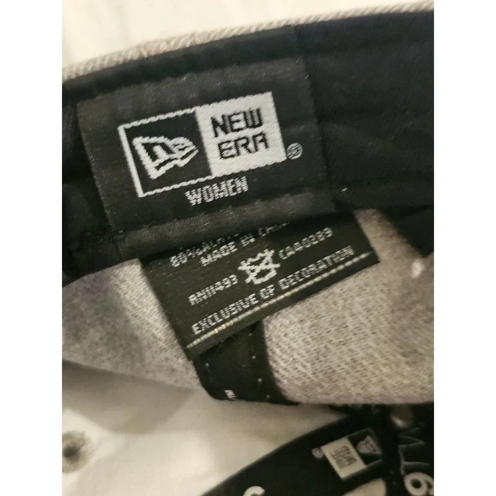 New Era 9TWENTY Women New England Patriots Hat Gray Pink Breast Cancer Awareness